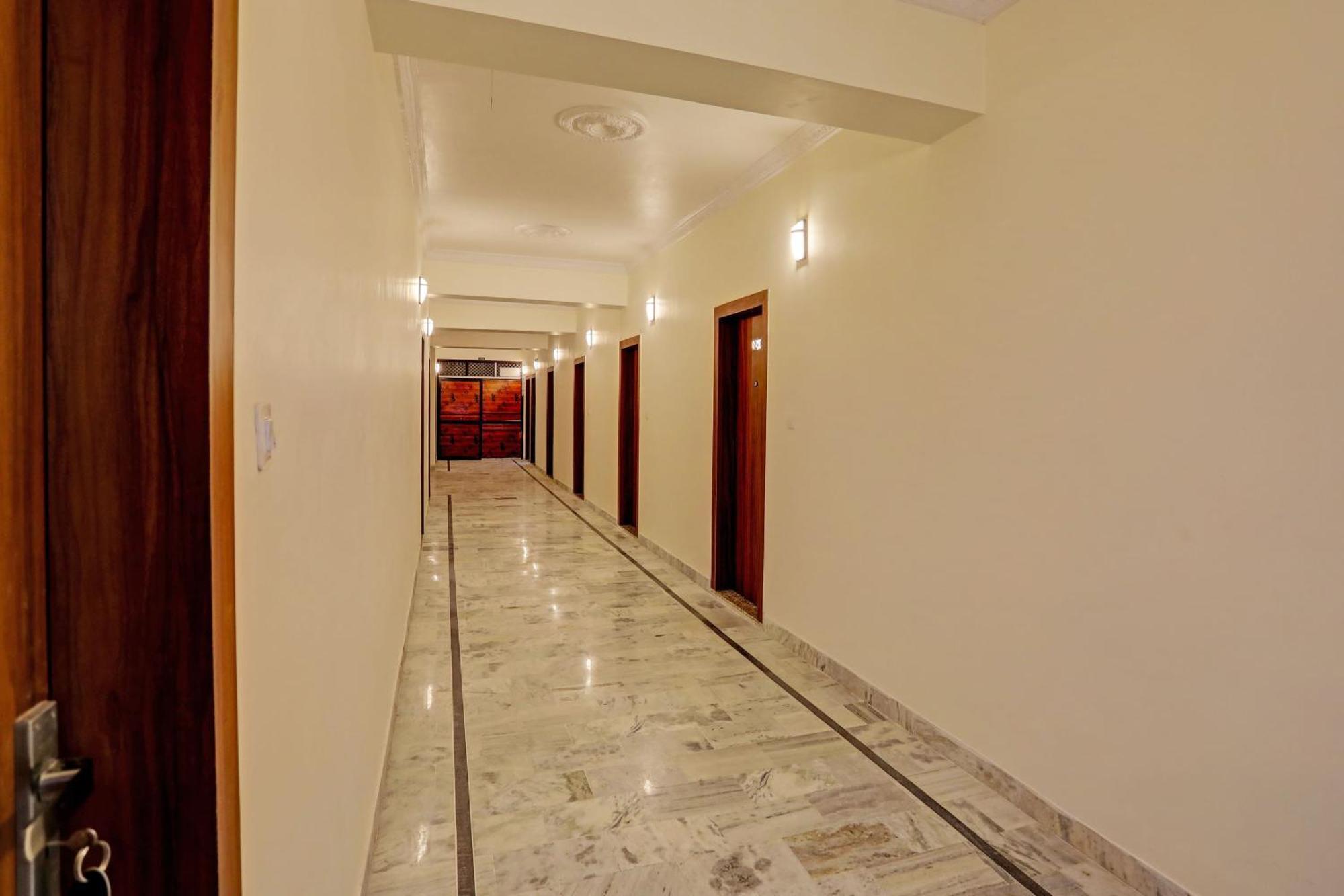 Hotel O Al Diwan Banquet And Suites Kanpur Exterior foto